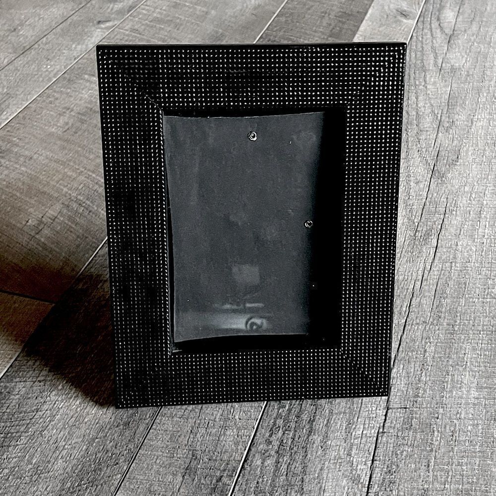 New! Black, Textured, 5x7 Picture Frame with Black Felt Backing.